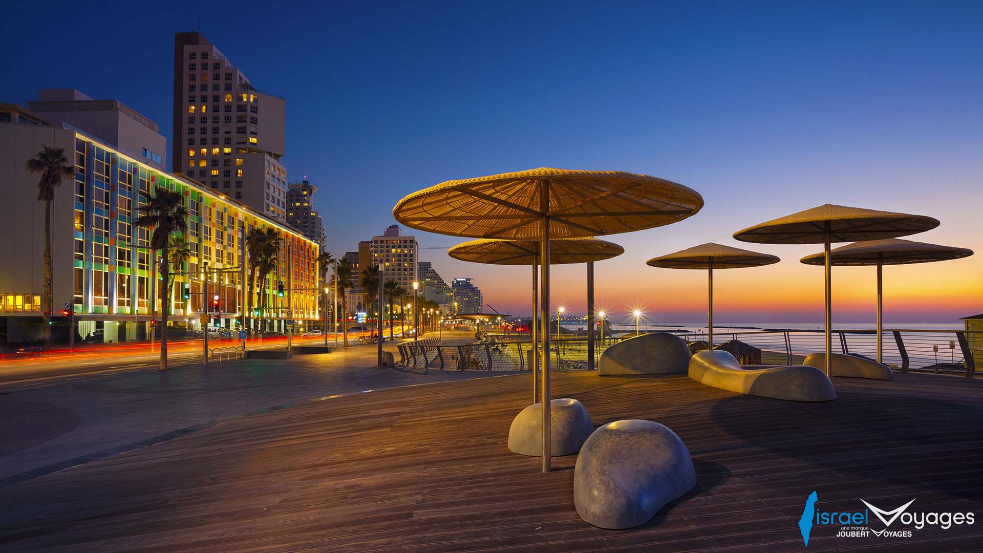 Promenade en bord de mer de Tel Aviv